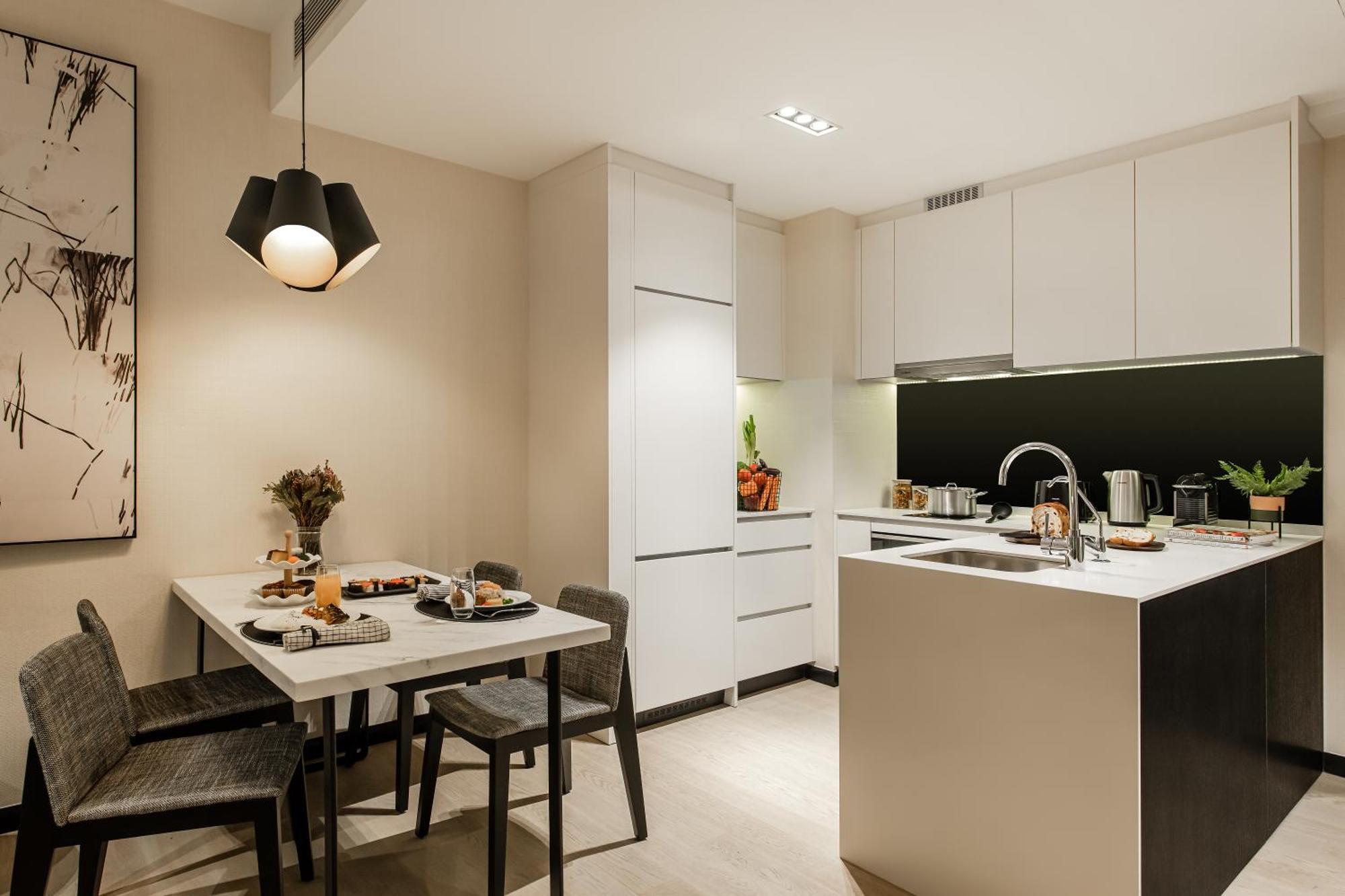 Hotel Ascott Star Klcc Kuala Lumpur Exterior foto A kitchen in a typical apartment
