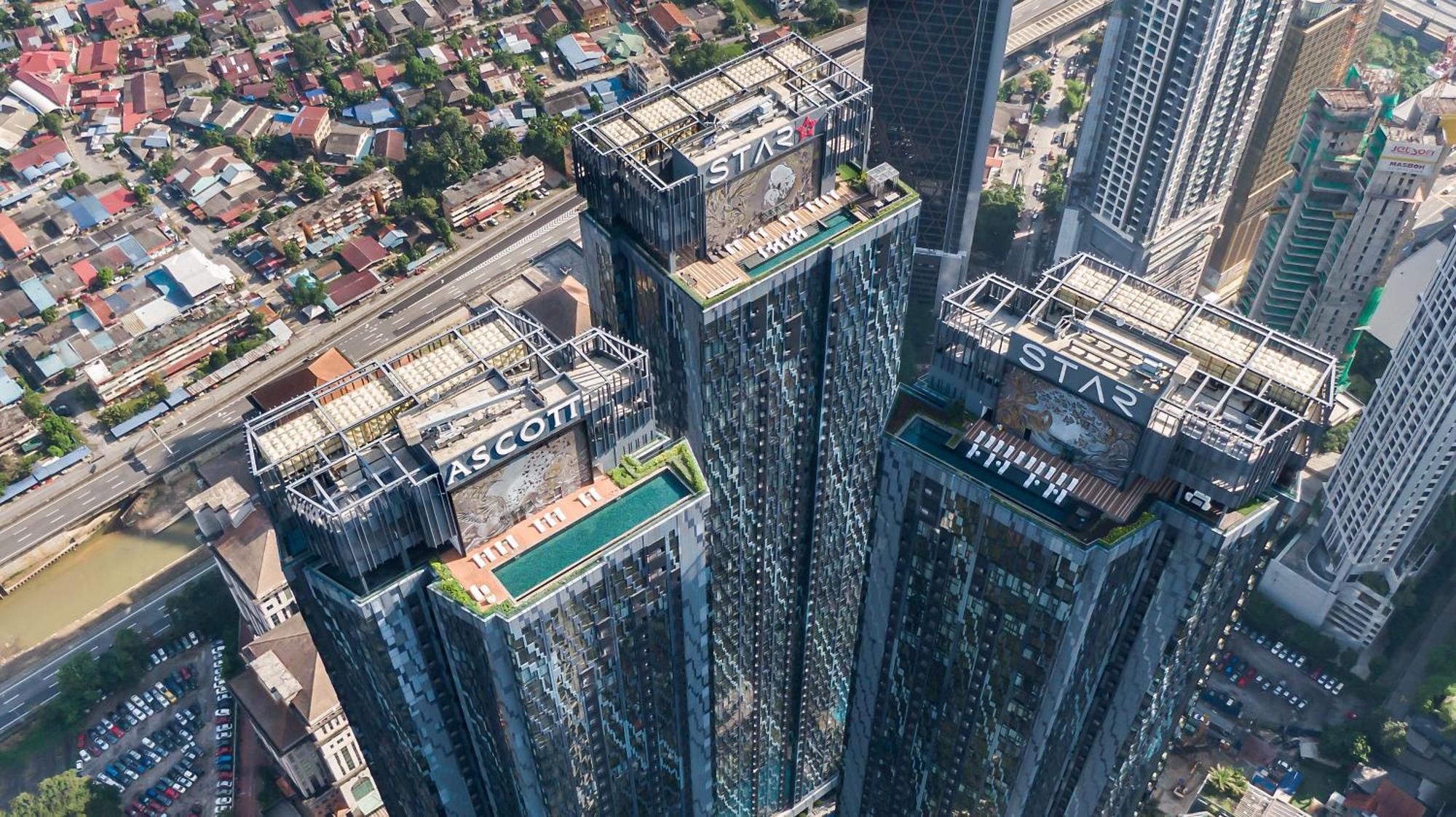 Hotel Ascott Star Klcc Kuala Lumpur Exterior foto Aerial view of the complex