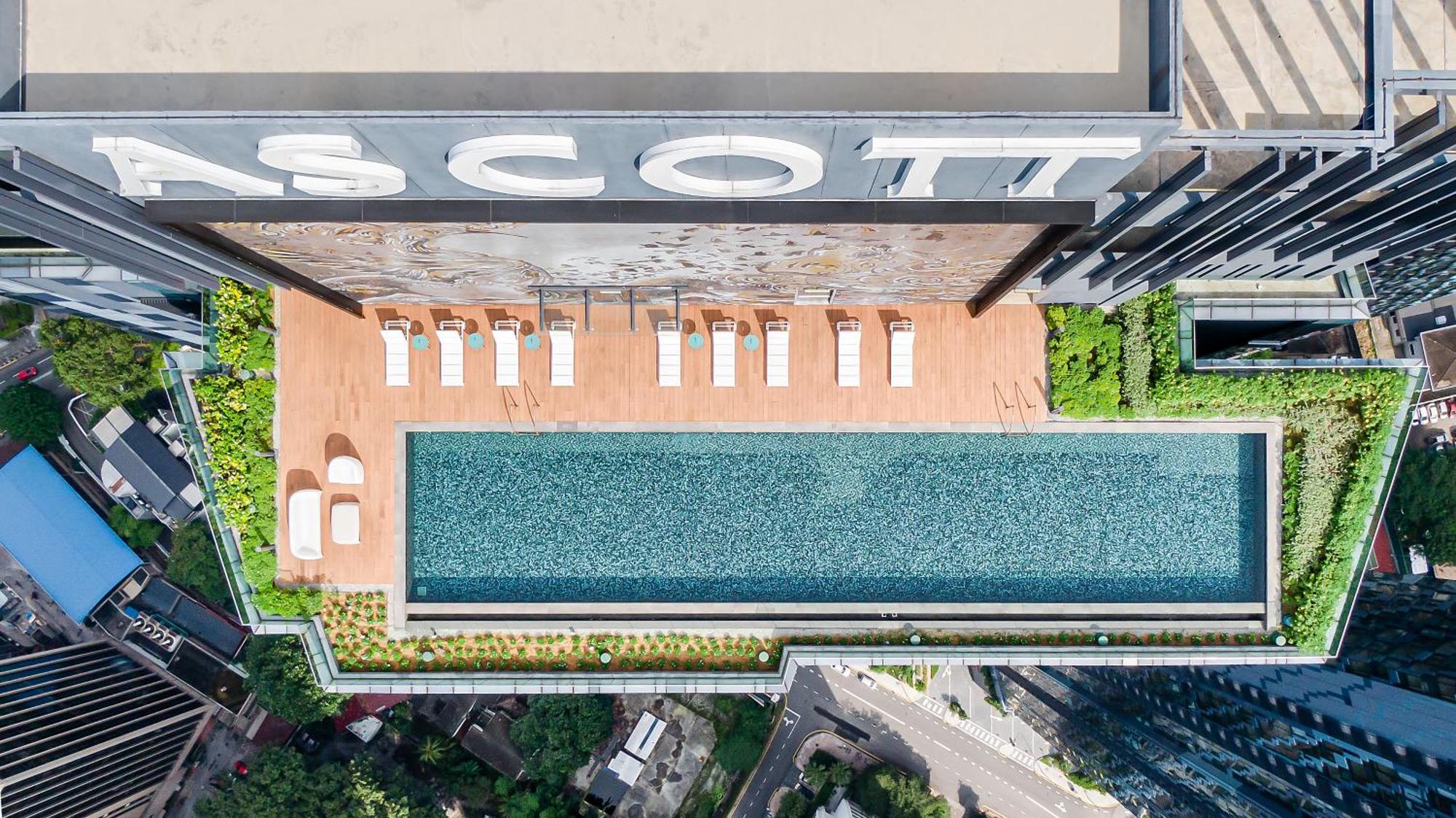 Hotel Ascott Star Klcc Kuala Lumpur Exterior foto Aerial view of the rooftop pool